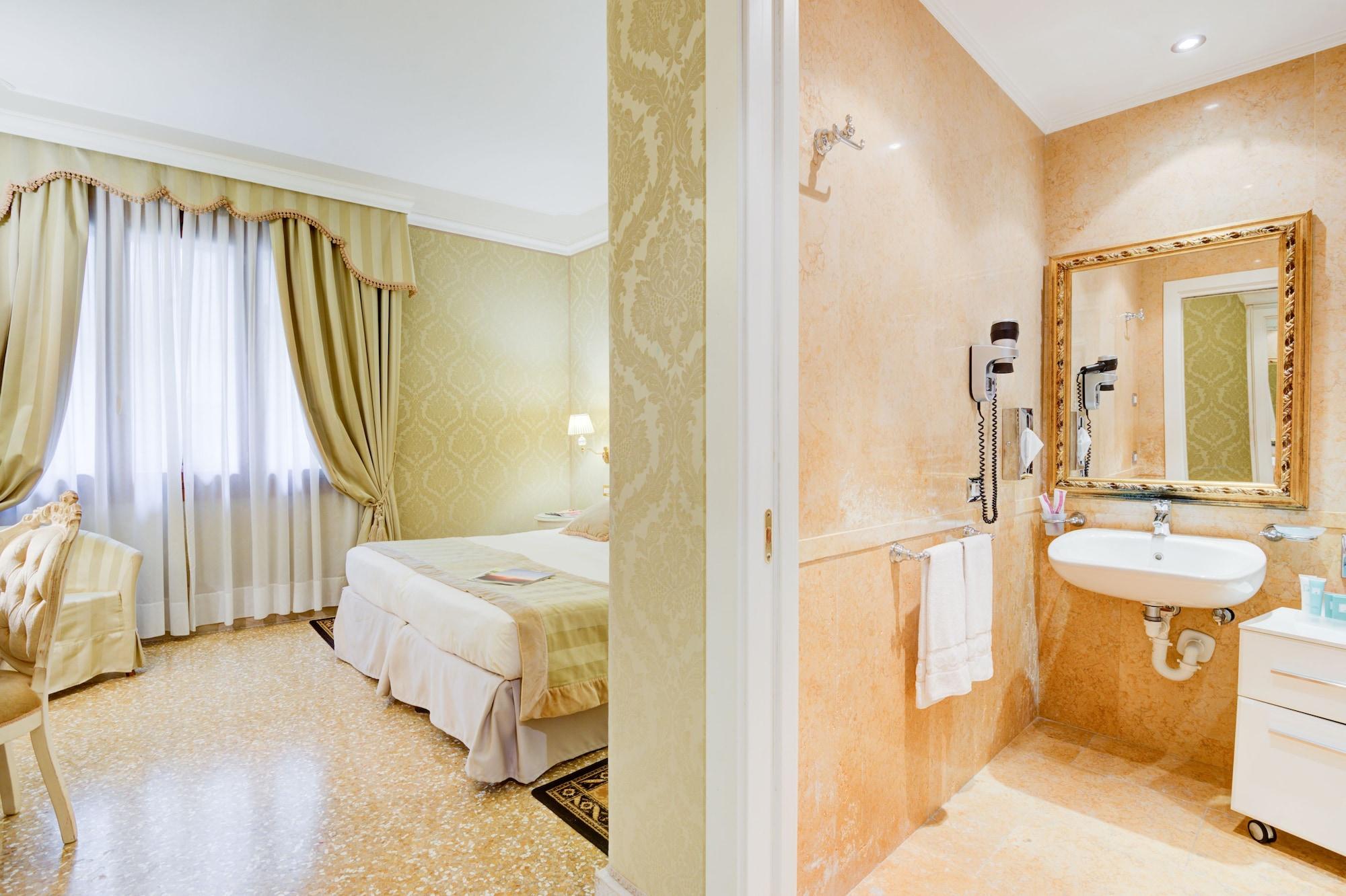Hotel Al Duca Di Venezia Kültér fotó