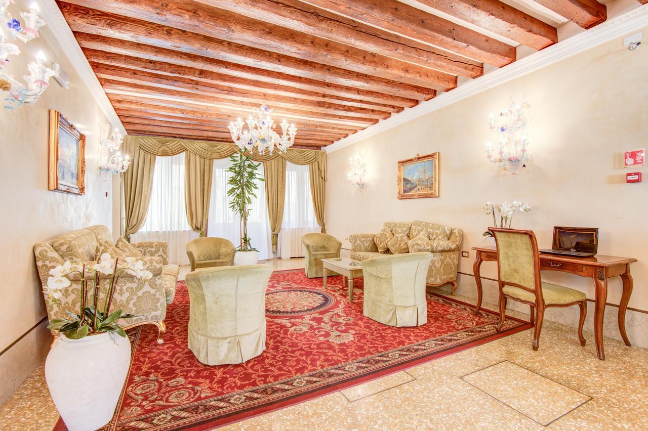 Hotel Al Duca Di Venezia Kültér fotó